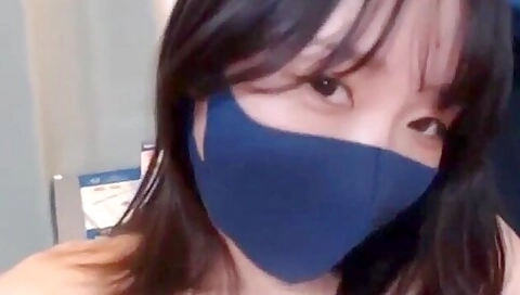 Live chat with a beautiful girl with beautiful breasts